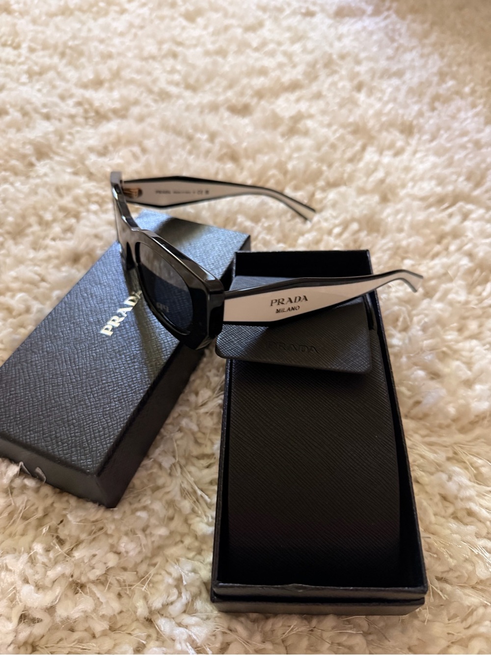 Prada Black and White Sunglasses - Picture 3 of 12